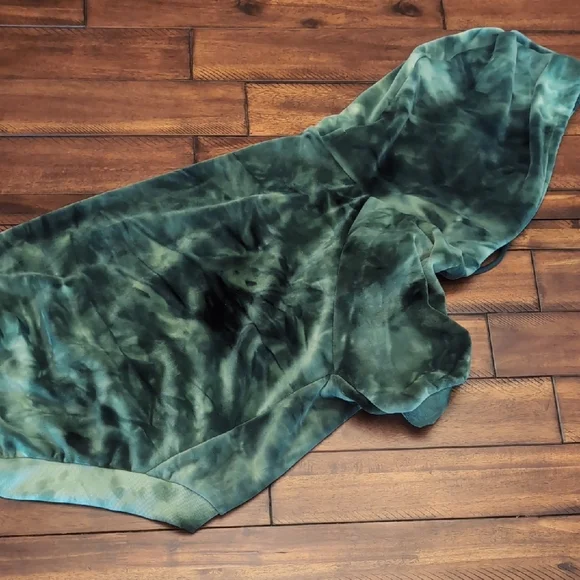 Spark Paws Tie-Dye Green Matching Dog & Person Set - Picture 6 of 12
